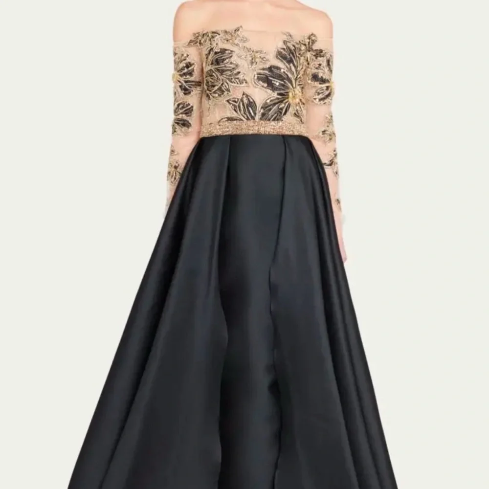 PAMELLA ROLAND gown - Picture 2 of 10